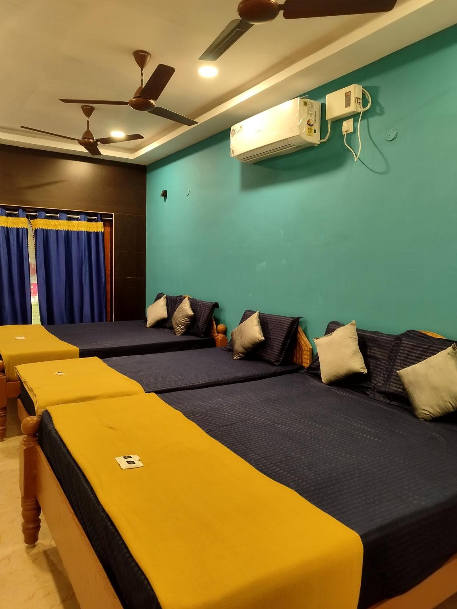 Aishwaryam Home Stay Madurai Bagian luar foto