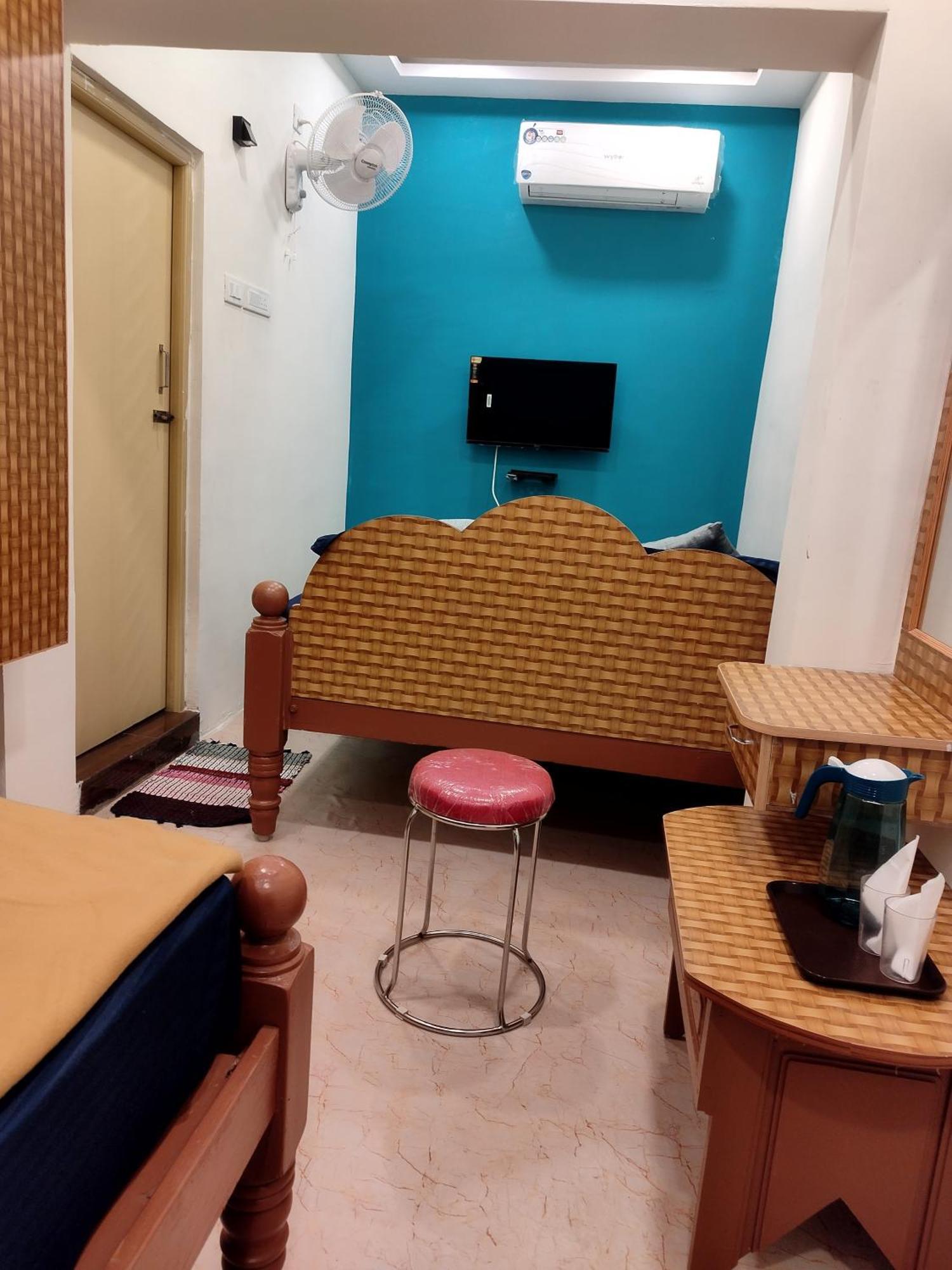 Aishwaryam Home Stay Madurai Bagian luar foto