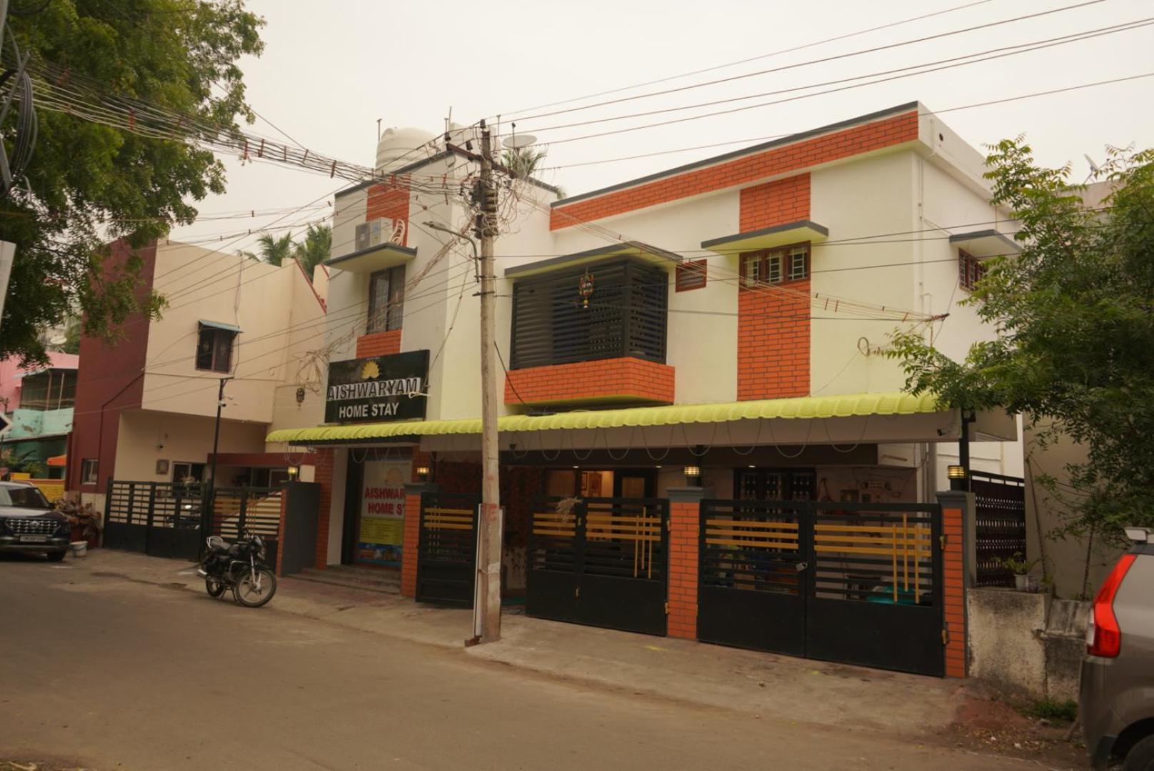 Aishwaryam Home Stay Madurai Bagian luar foto