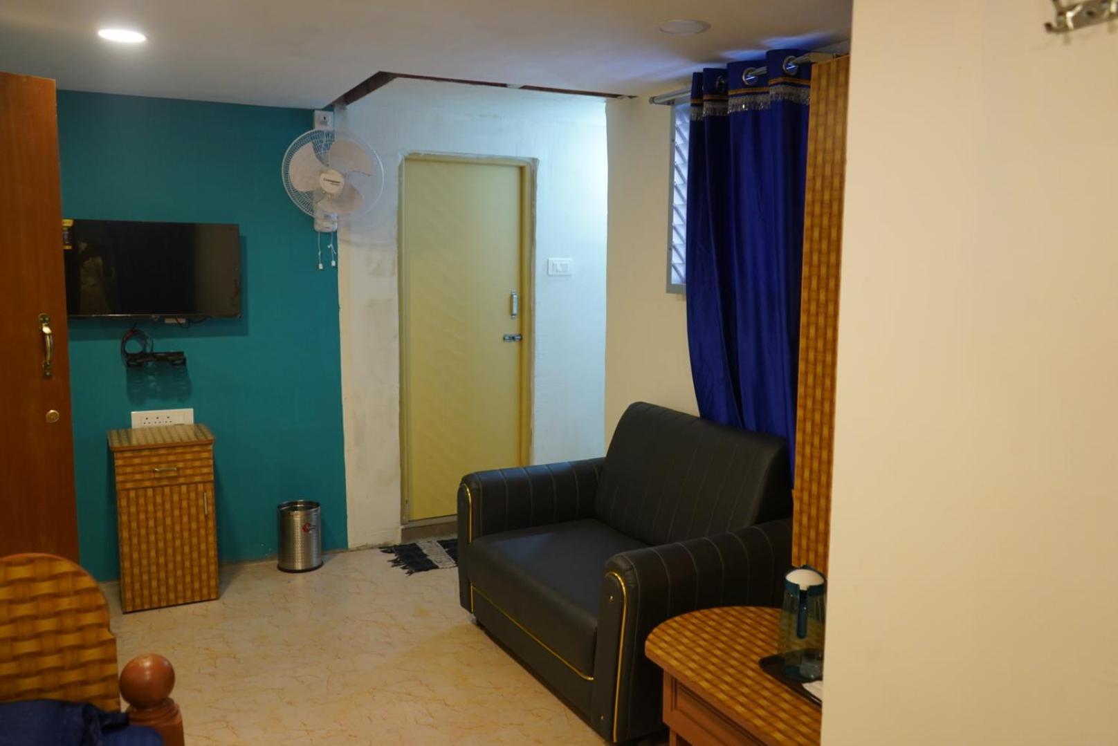 Aishwaryam Home Stay Madurai Bagian luar foto
