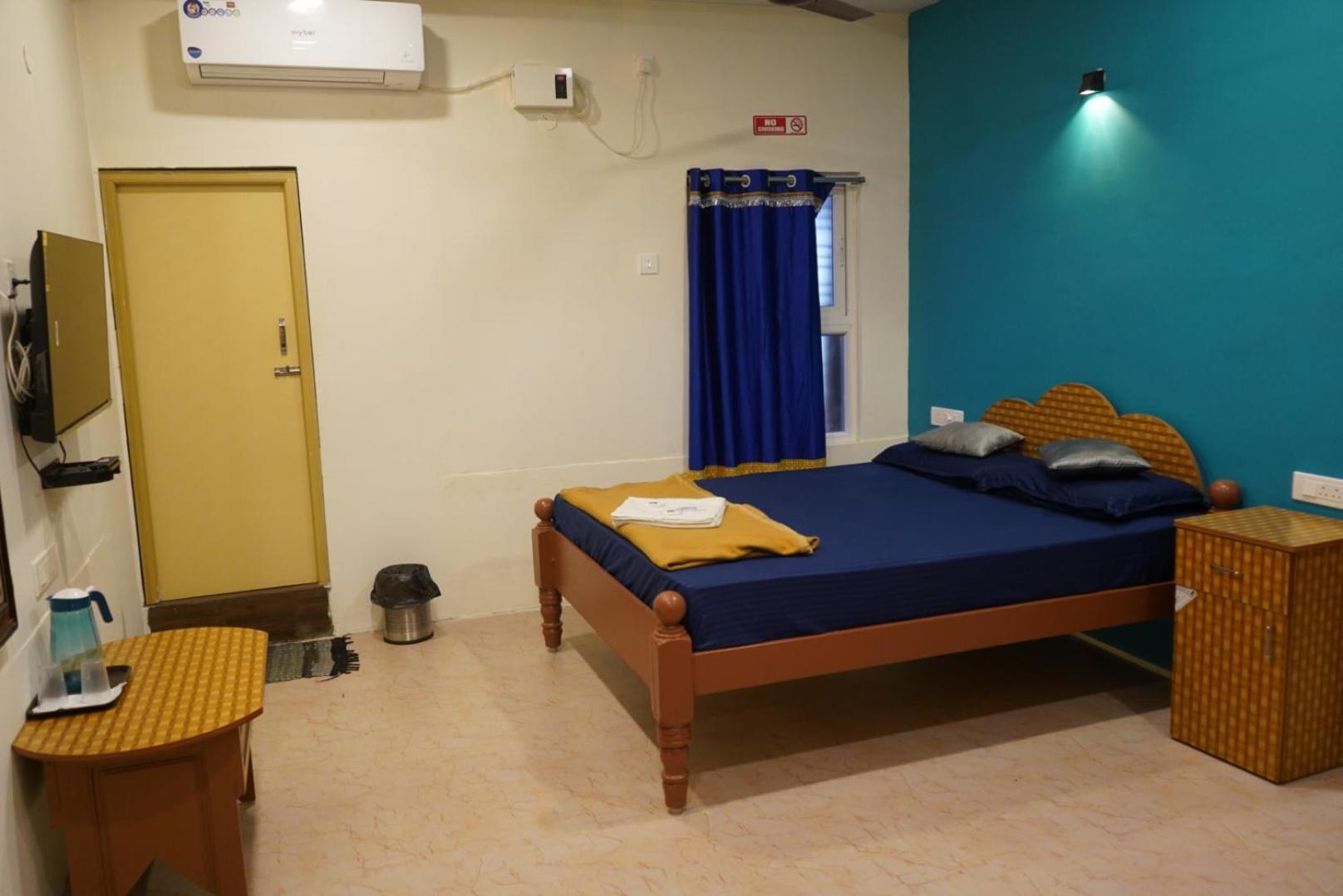 Aishwaryam Home Stay Madurai Bagian luar foto